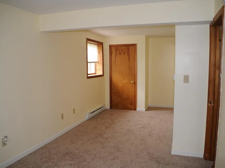 Bed room