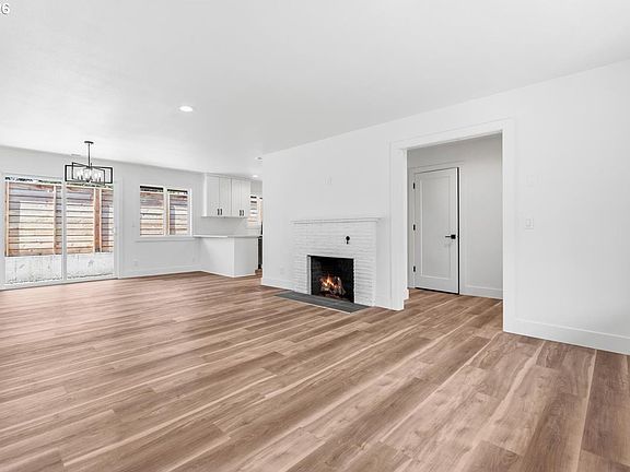 5th image of 9545 SW 90th Ave