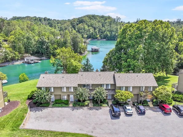 404 Harbor Ridge Dr, Goodview, VA 24095