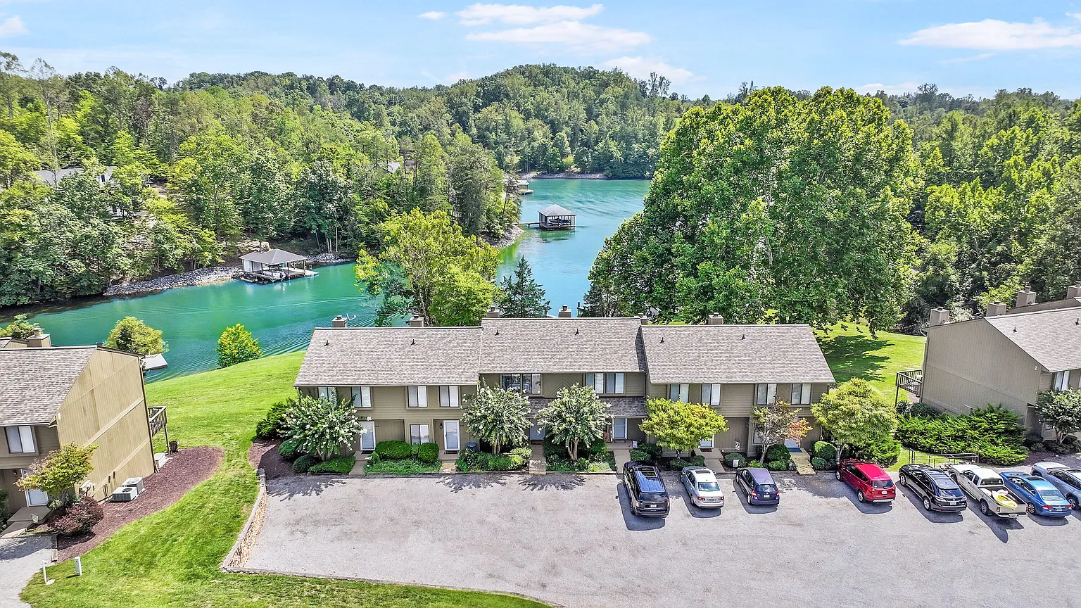 404 Harbor Ridge Dr photo 1