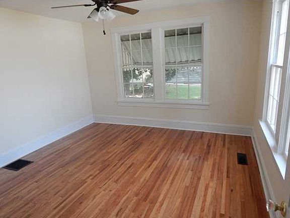 2nd image of 1316 22nd Ave
