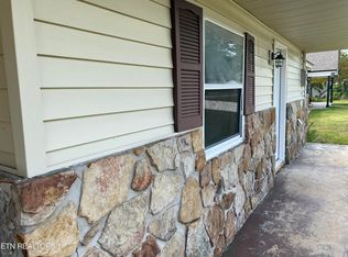 162 Hannah Dr, Harriman, TN 37748