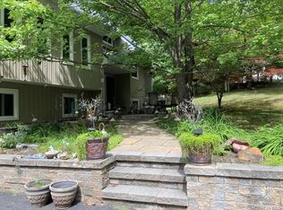 5 Lena Ln, Newburgh, NY 12550