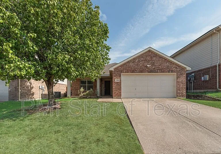2061 Bliss Rd — Photo 2