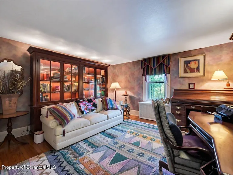 3360 Forest Rd — Photo 41