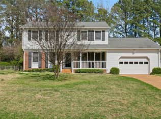 15 Paddock Dr, Newport News, VA 23606