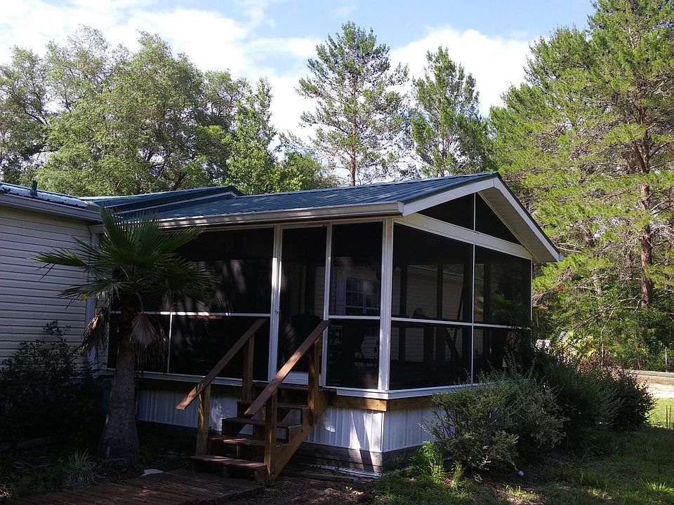 Screened Front Porch