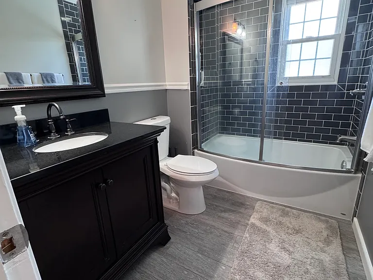 1436 Sir Richard Rd — Photo 42