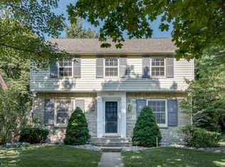 2344 Sheffield Dr, Kalamazoo, MI 49008