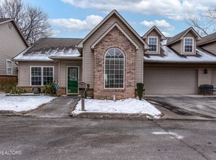 1016 Silver Creek Ln, Maryville, TN 37804