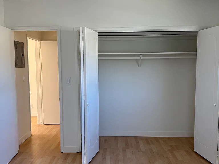 5089 Highland View Ave #10 — Photo 11