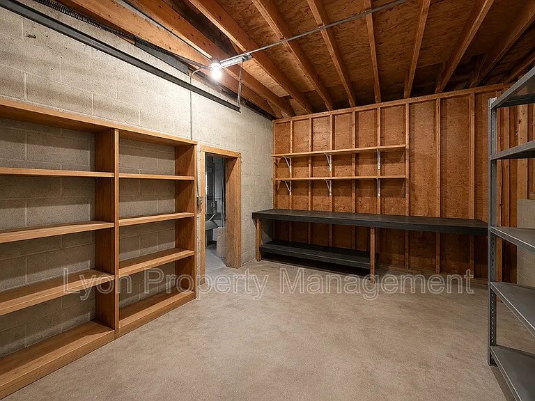 380 N Main St — Photo 21