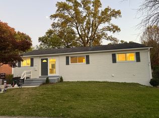 606 Rollins Ave, Rockville, MD 20852