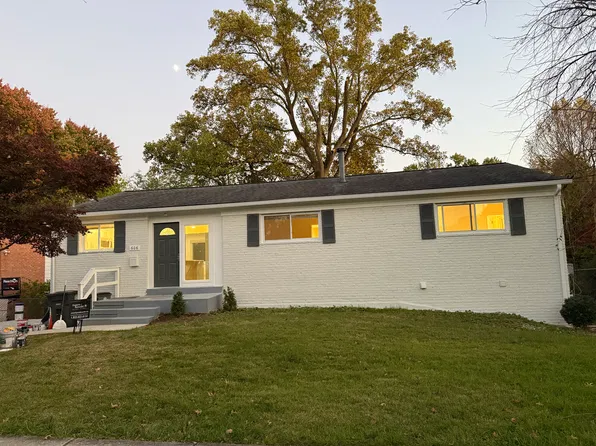 606 Rollins Ave, Rockville, MD 20852