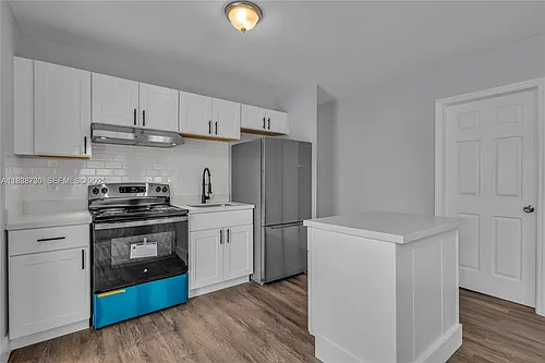 2243 Greene St #1 Photo 1