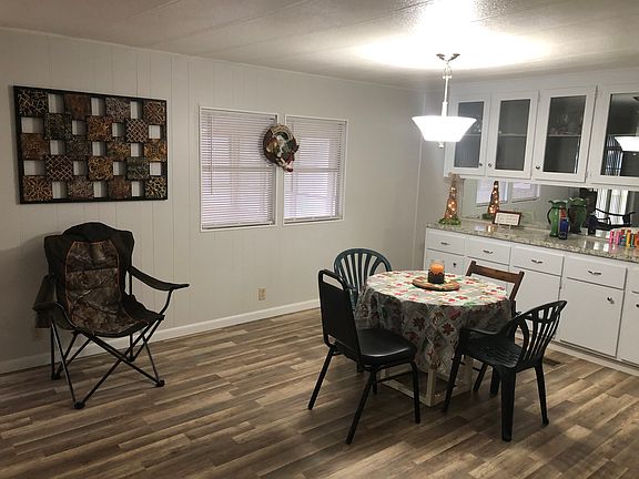 3rd image of 6449 Birch Ln