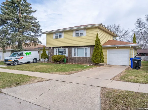 1500 W. Pershing St, Appleton, 1500 E Pershing St #1502, Appleton, WI 54911