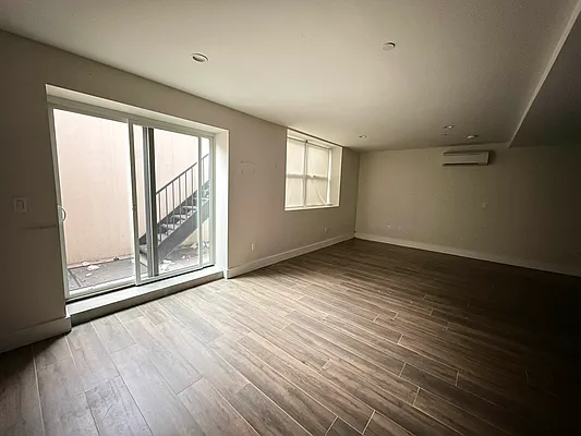 Rented by Bruma Realty LLC | media 20