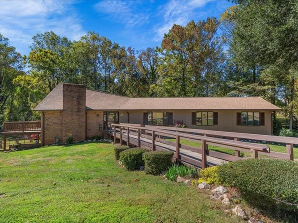 1109 Hemlock Dr, Shelby, NC 28150