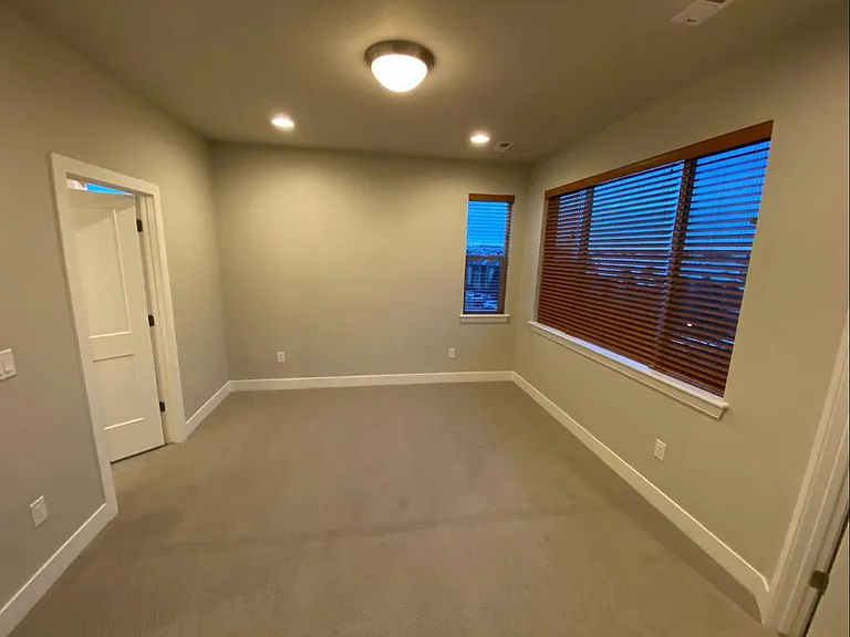6761 S Tempe Ct — Photo 8