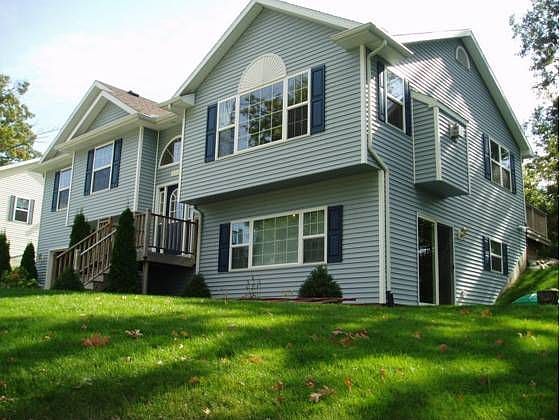 1st image of 648 Tierney Ave