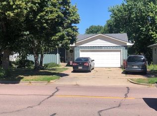 2604 S Western Ave, Sioux Falls, SD 57105