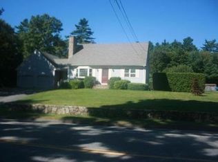 641 Middle Rd, Acushnet, MA 02743