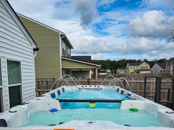 195 Cypress Plantation Rd, Moncks Corner, SC 29461