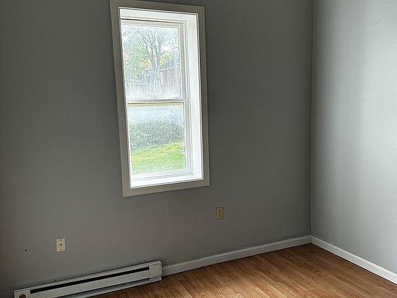 4th image of 311 N Maple Ave #3