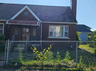 8410 Carrie St, Detroit, MI 48211