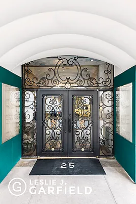 Rented by Leslie J. Garfield | media 16