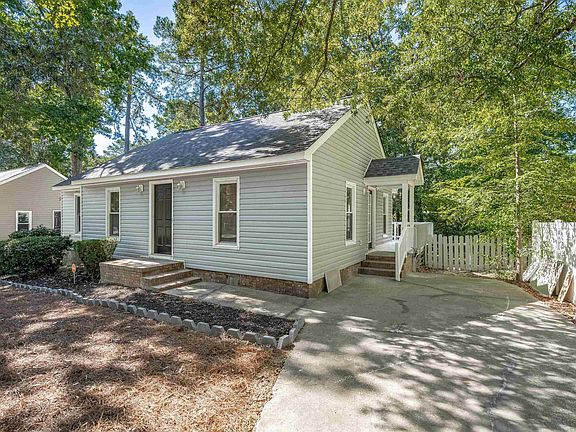 4th image of 204 River Song Rd