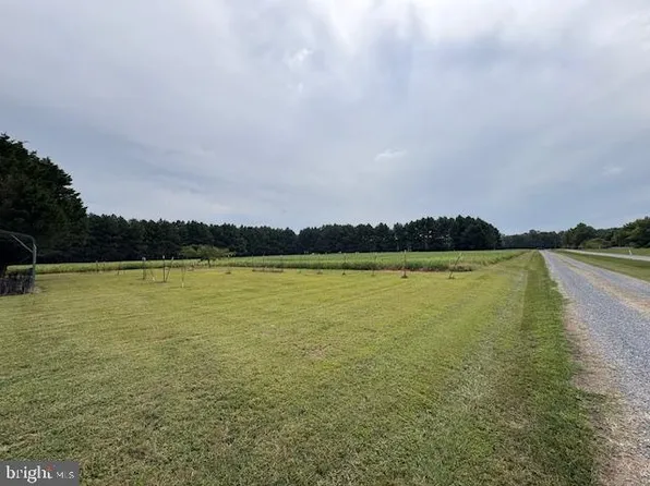 21682 Dover Bridge Rd, Preston, MD 21655