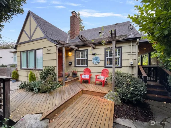 532 NE 92nd St, Seattle, WA 98115