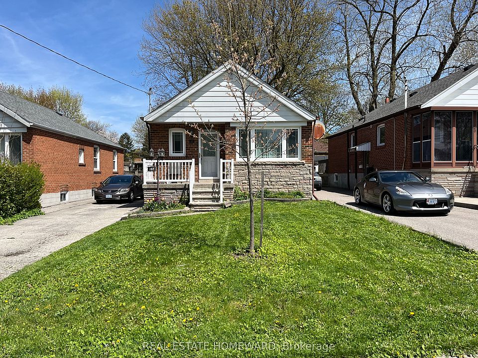 1st image of 137 Harewood Ave