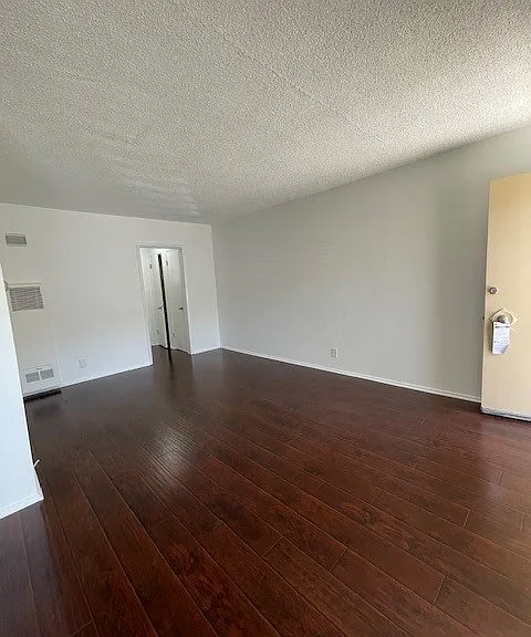 Unit 5 - 1 Bedroom 1 Bathroom