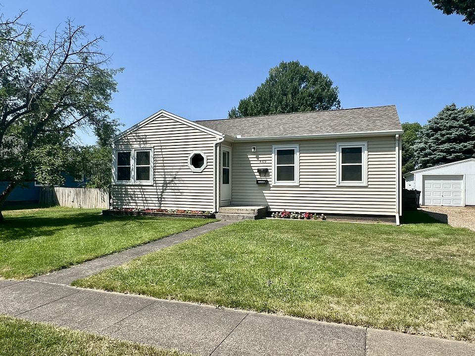 1st image of 809 Labarge Ct