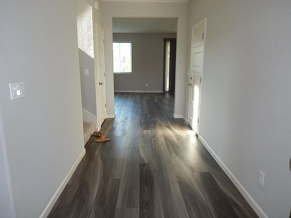 4th image of 1443 Peterson Dr