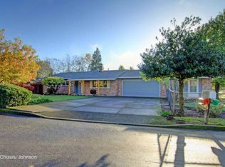 10301 NE Manor Dr, Vancouver, WA 98686