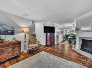 1741 Robinwood Rd, Gastonia, NC 28054