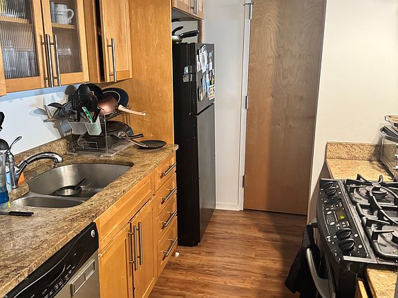 2nd image of 254 Friend St #3