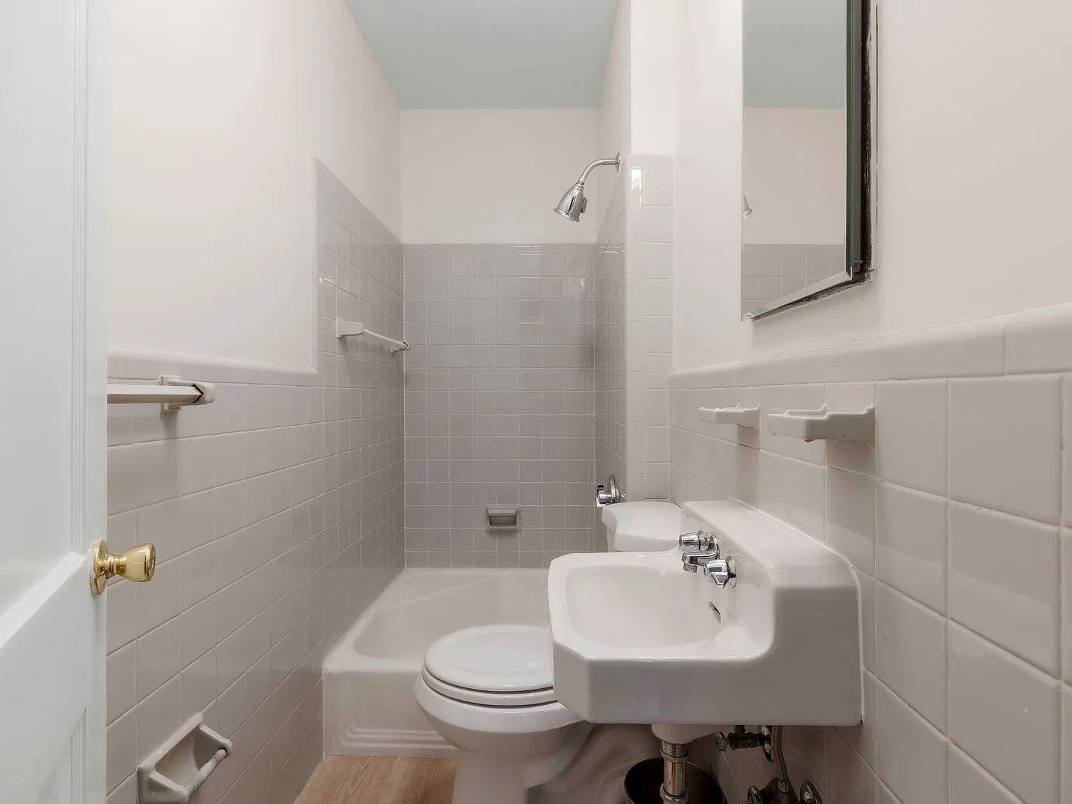 1 bed, 762 sqft, $3,450 — Photo 4