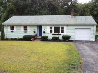 40 Geraldine Dr, Norwood, MA 02062