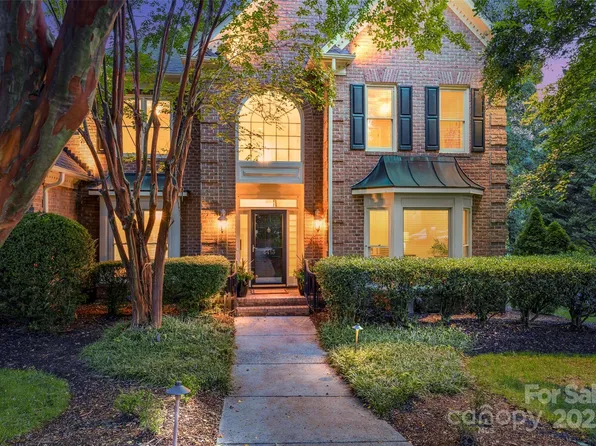 4413 Playfair Ln, Charlotte, NC 28277
