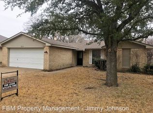 2014 Memphis Dr, Ennis, TX 75119