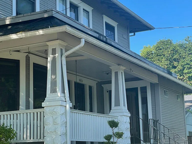 4836 SE Franklin St — Photo 1