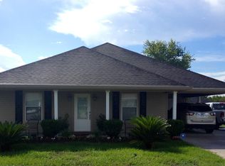 2423 Pineridge St, Thibodaux, LA 70301