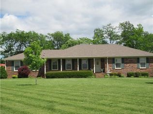 6528 W Trimble Rd, Milton, TN 37118