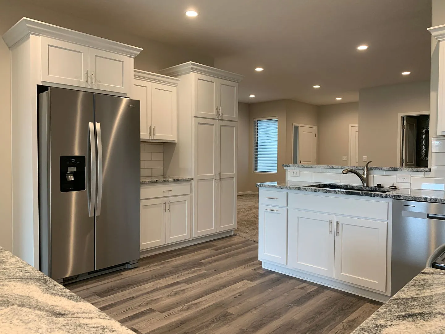 Zero entry ranch townhome with 2 stall garage. Spacious 2 bedrooms with walk in closets, 2.5 bath... — Photo 2