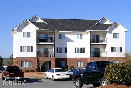 1st image of 322 D4 Brownlea Dr